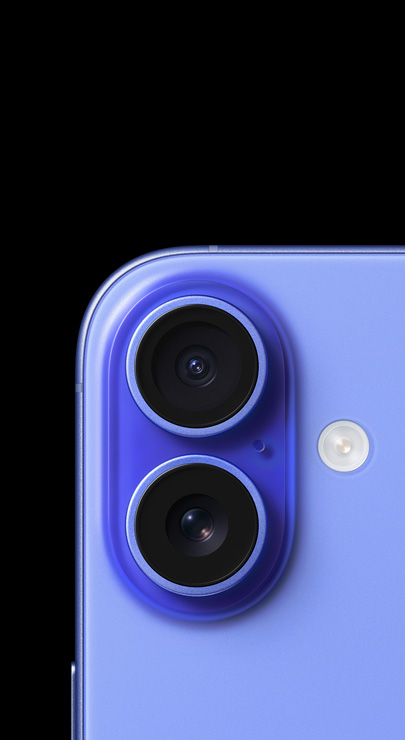 湛海藍色 iPhone 左上角，展示手機背面上垂直堆疊的兩個相機鏡頭